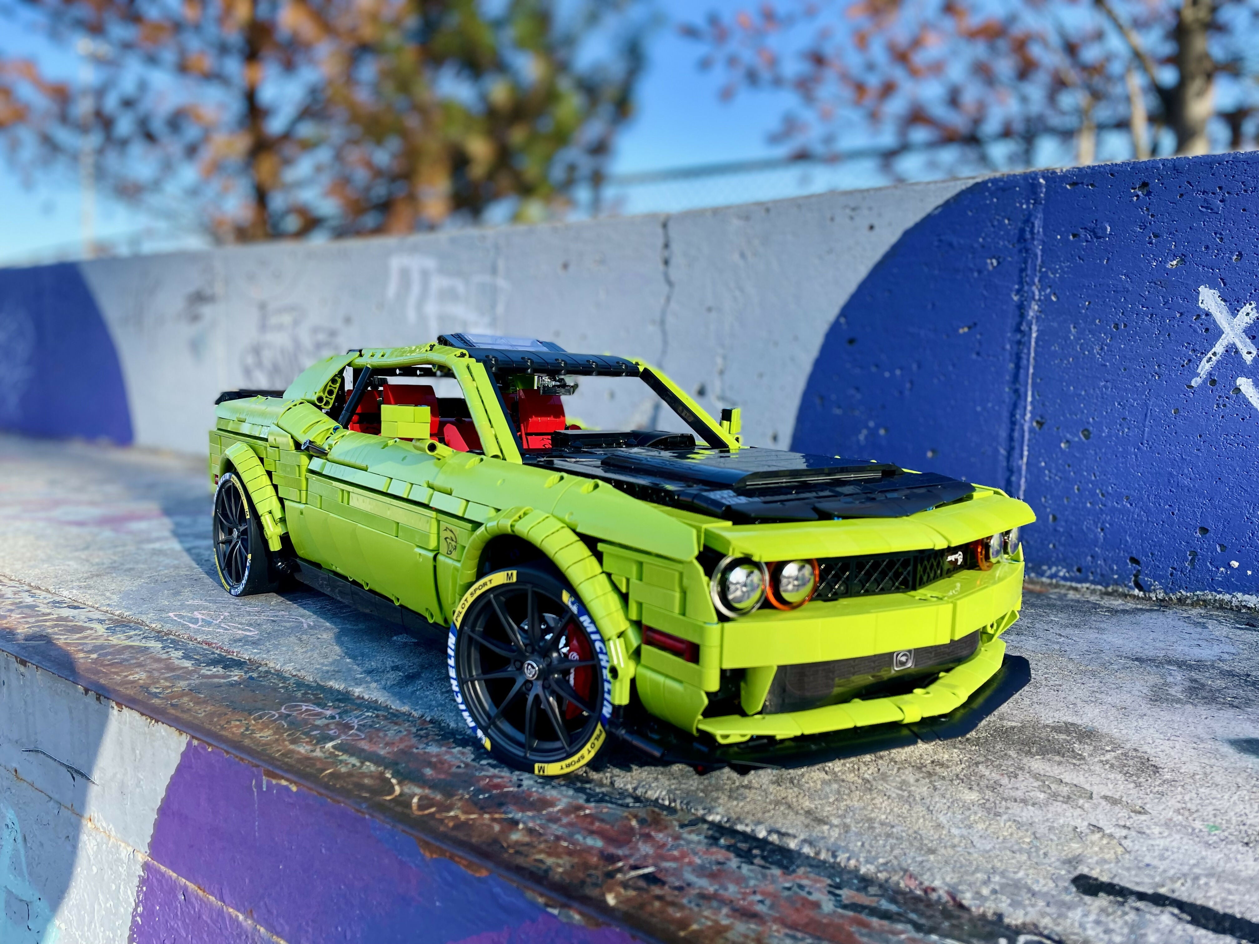Dodge Challenger