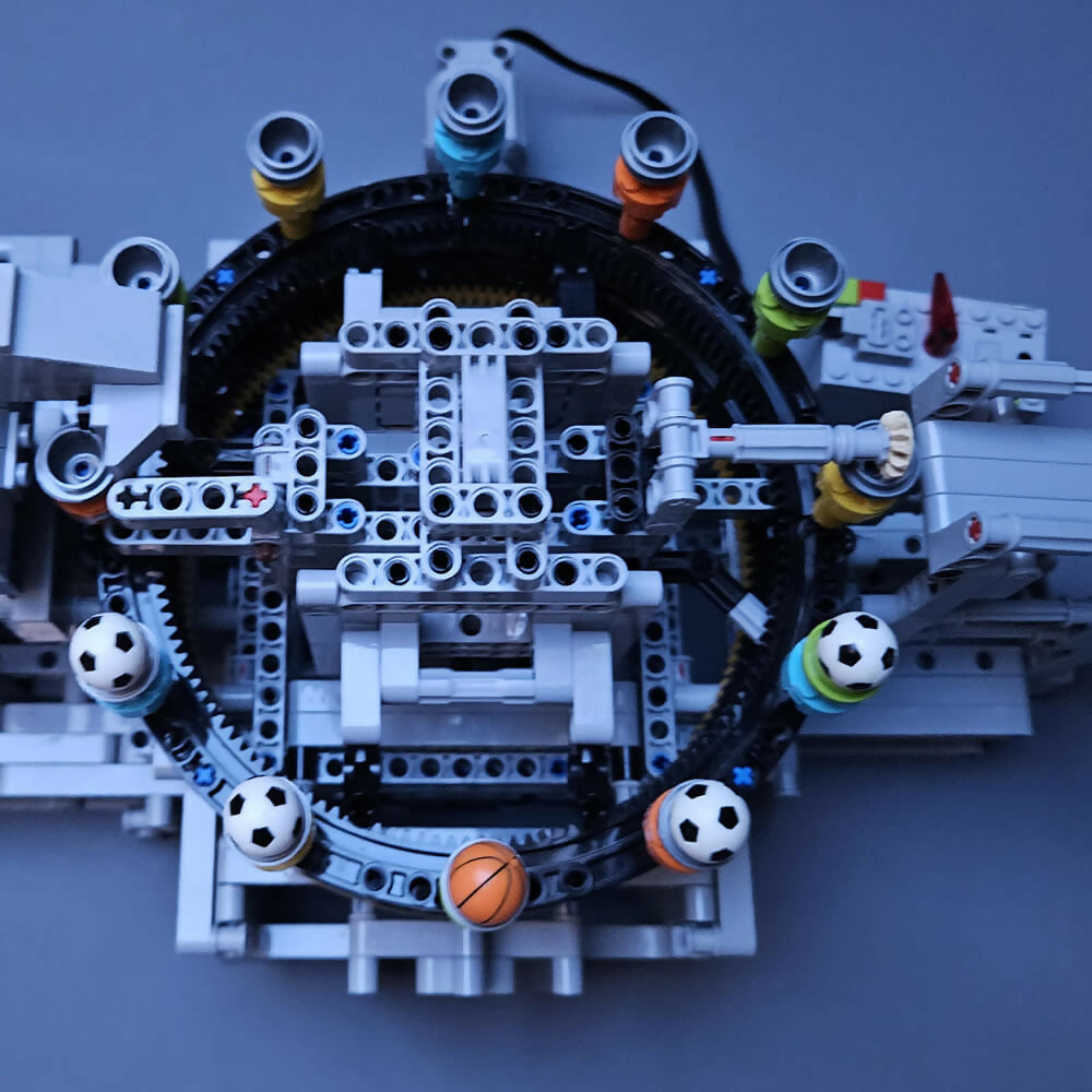 RIMOYAONA-GBCBALLROLLINGMACHINE27-05