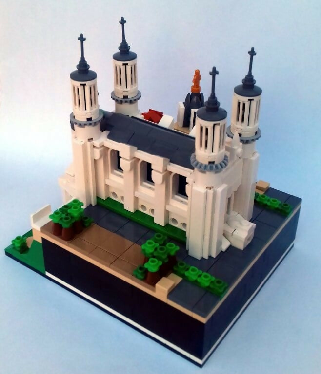 LEGO-MOC-BertrandBarbe-NotreDameDeFourviere-Planet-GBC-5