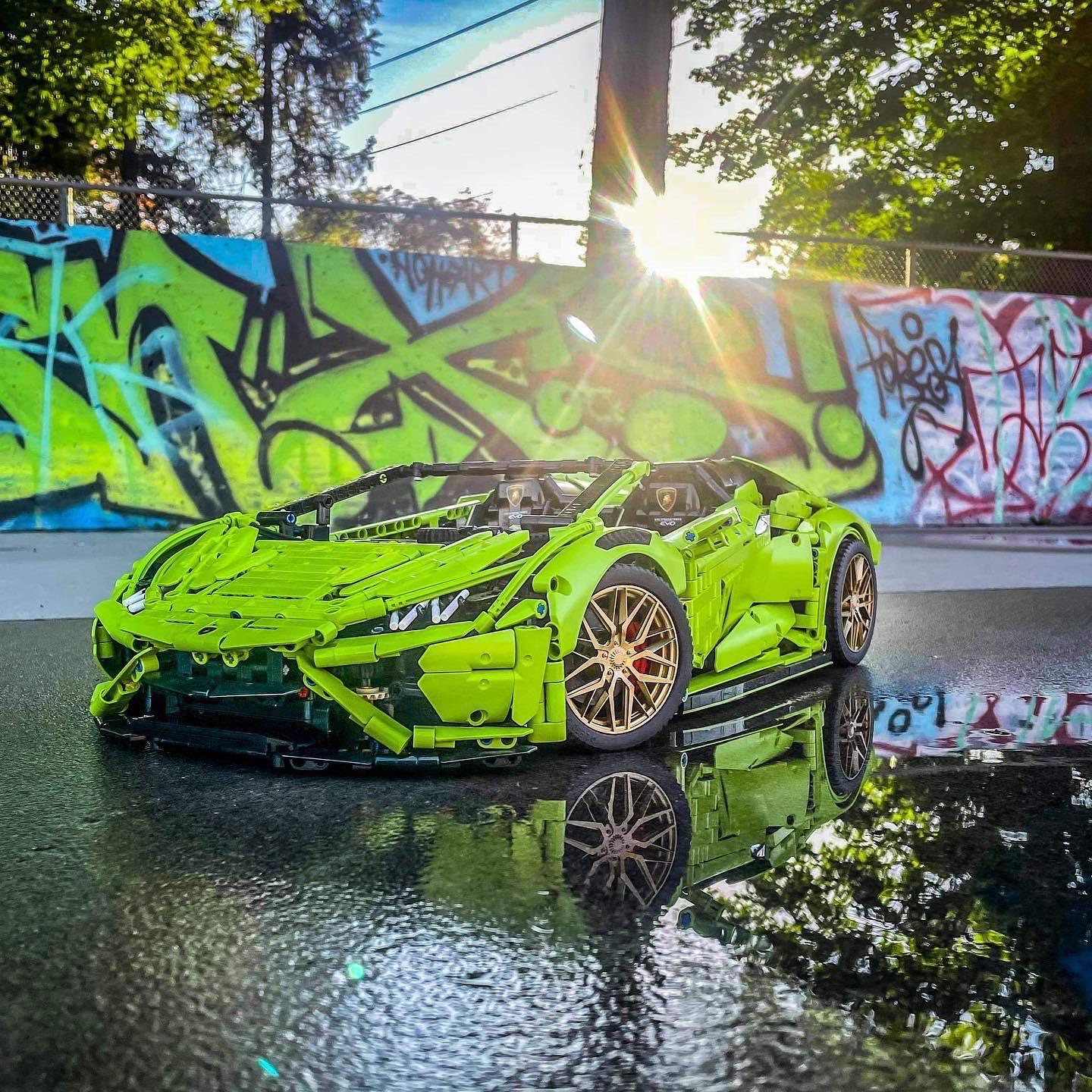 Huracan Evo Spyder - Additional parts pack from 42115 Sián - BuildaMOC