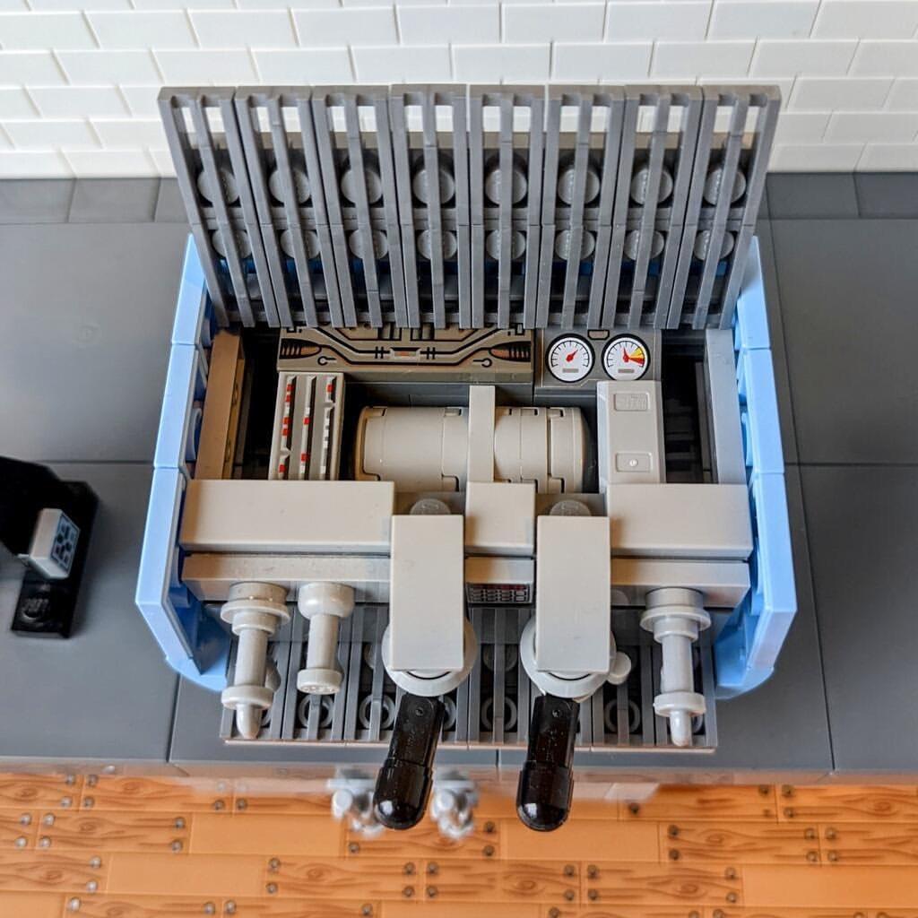 Coffee Machine - Victoria Arduino Eagle One - BuildaMOC