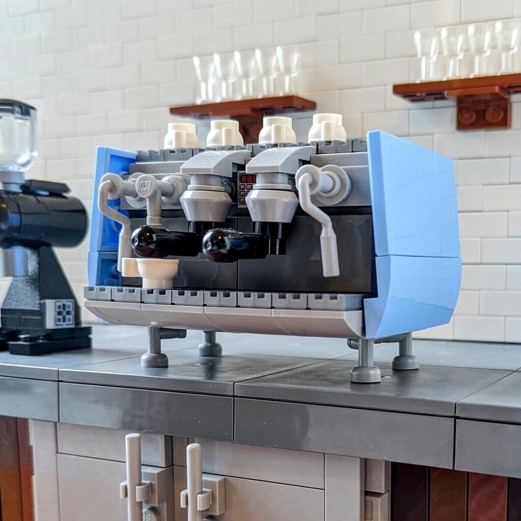 Coffee Machine - Victoria Arduino Eagle One - BuildaMOC