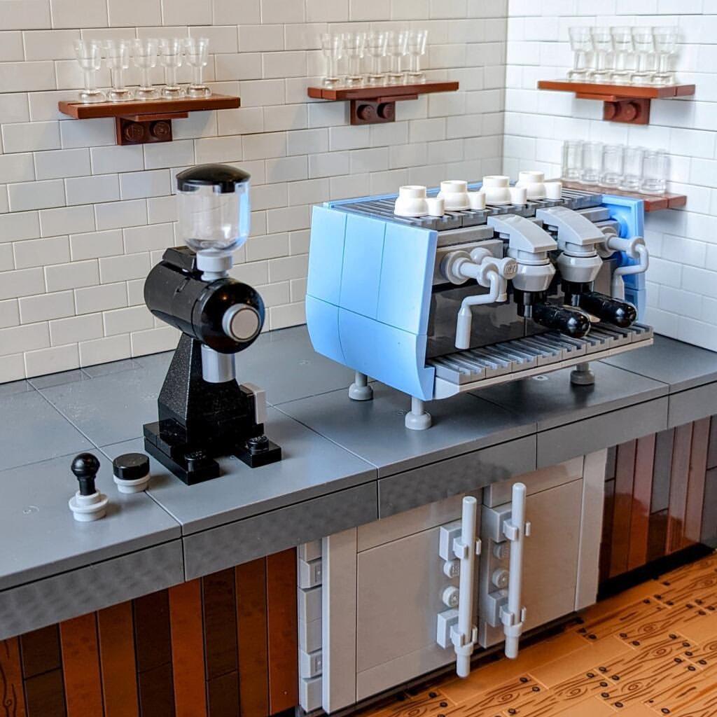 Coffee Machine - Victoria Arduino Eagle One - BuildaMOC