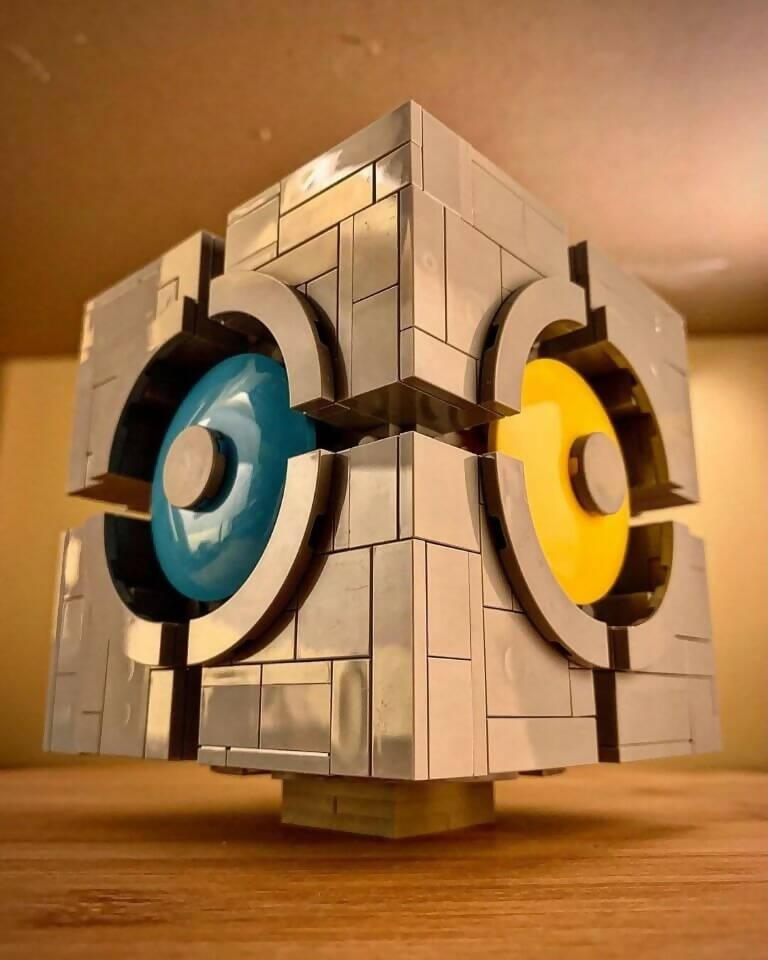 6x6 Dish Cube, by Zachary Steinman - BuildaMOC