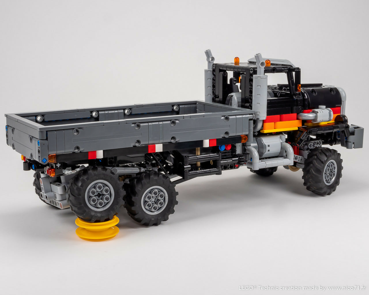 6x6_offroad_truck_8