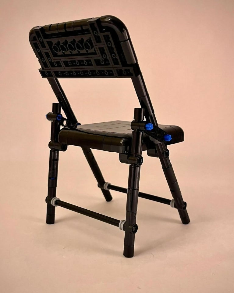 Folding-Chair-LEGO-Moc--Zachary-Steinman-Planet-GBC (6)