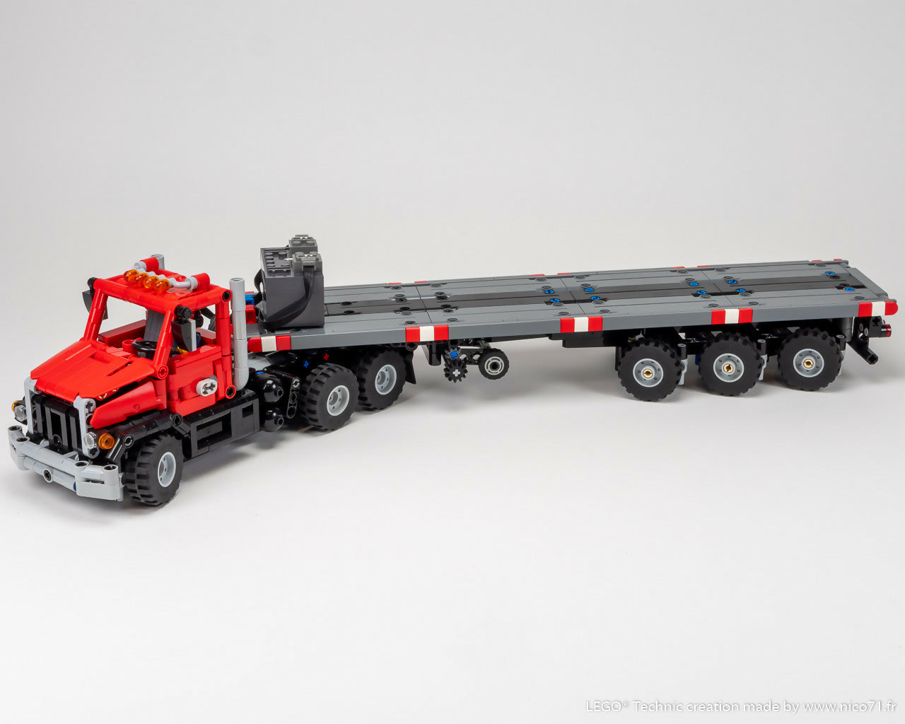 Heavy-Duty Truck and Steering Axle Trailer