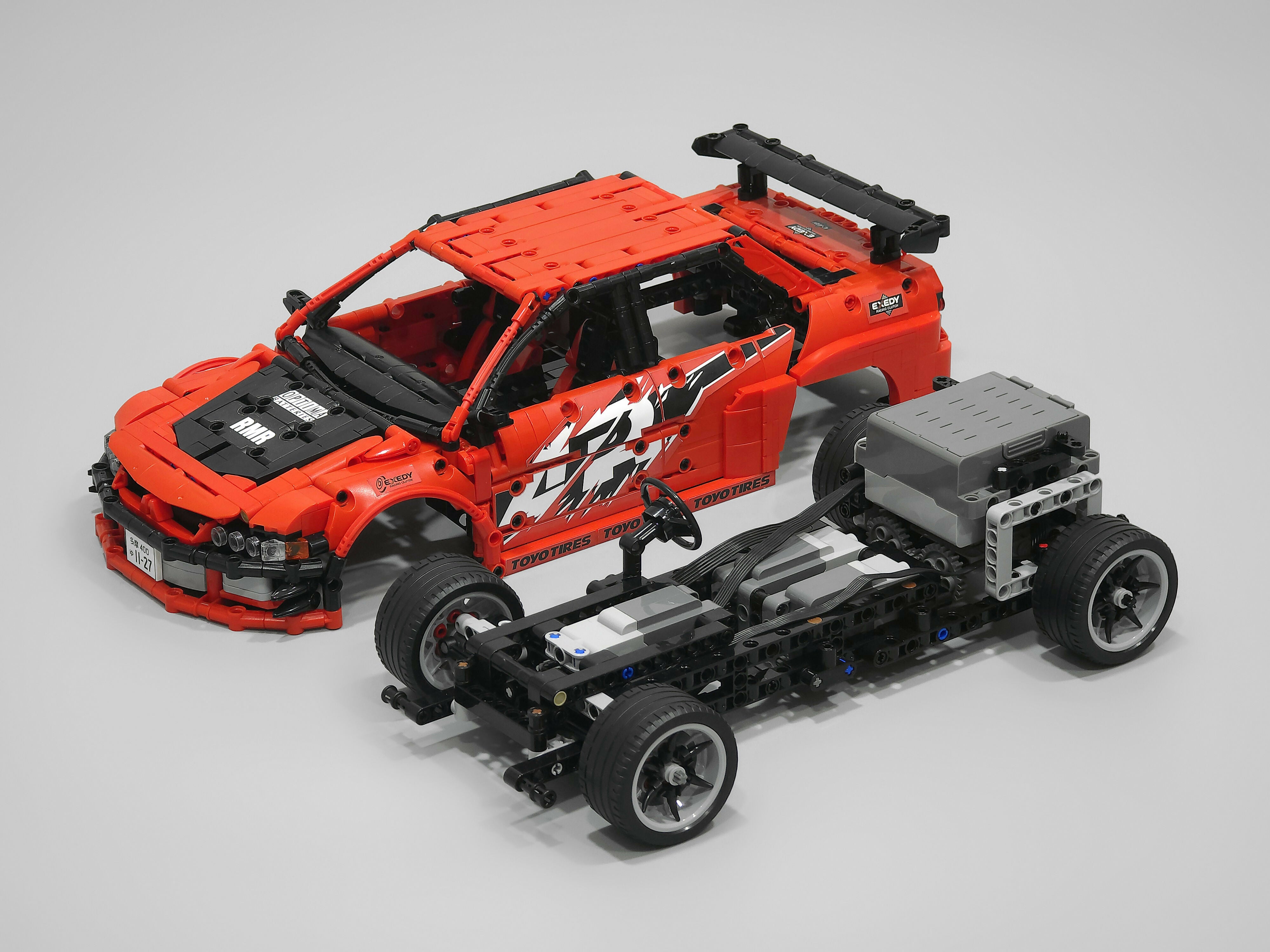Mitsubishi Lancer Evolution IX (1:12)