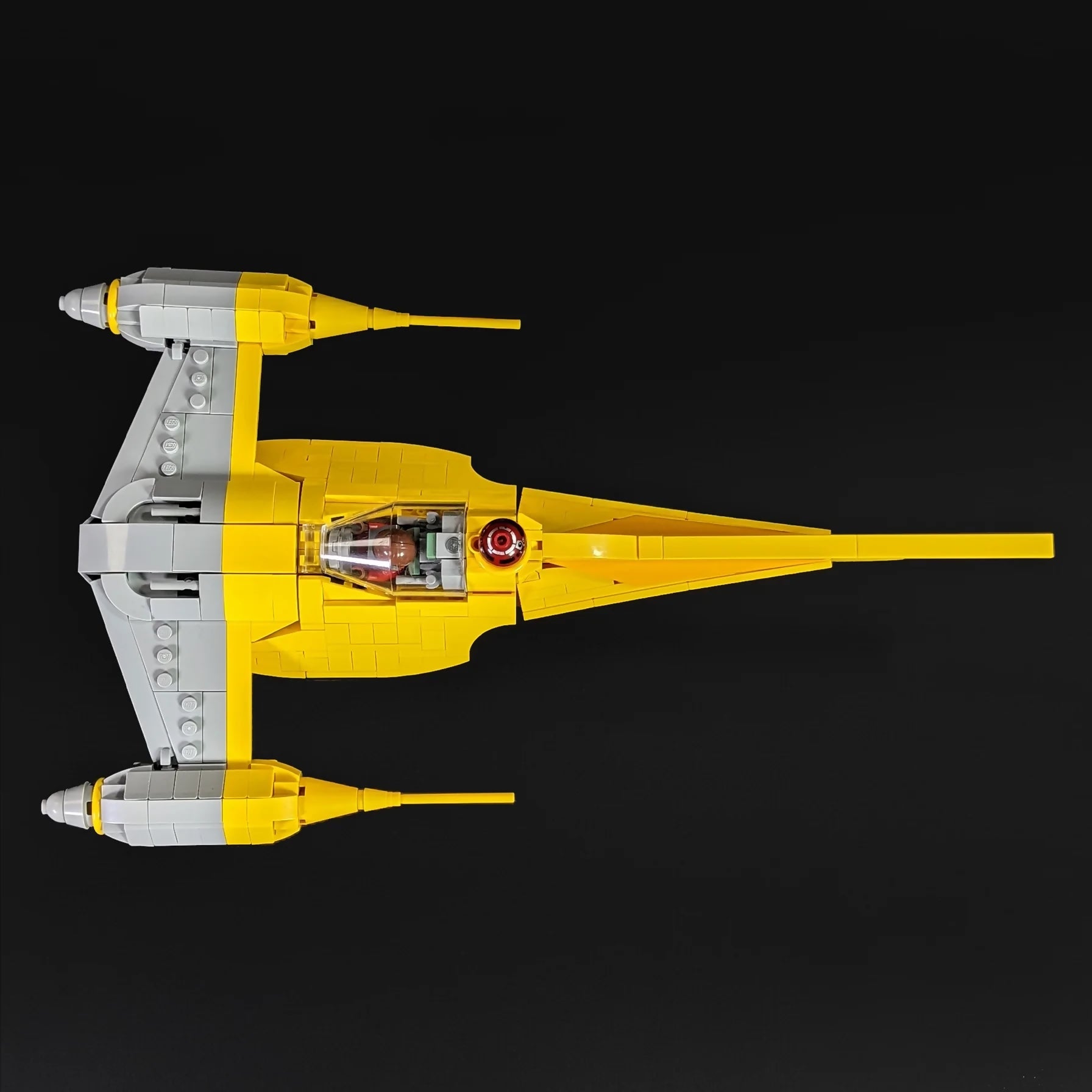 Naboo_Starfighter3_1792x1792.jpg