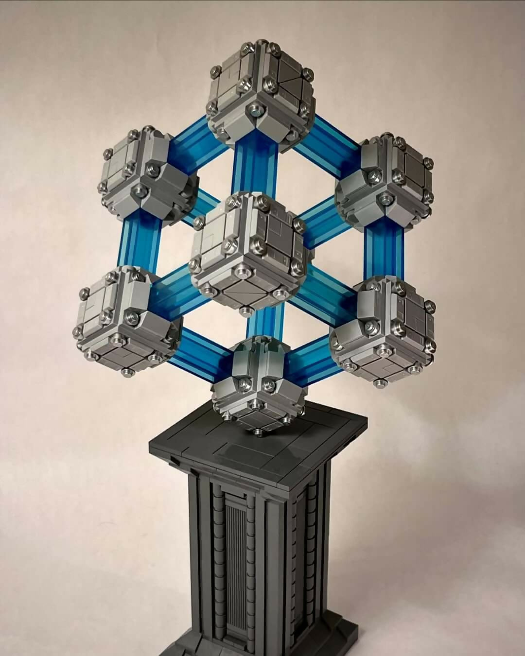 LEGO-MOC-ZacharySteinman-RivetedEnergyCube-Planet-GBC-7