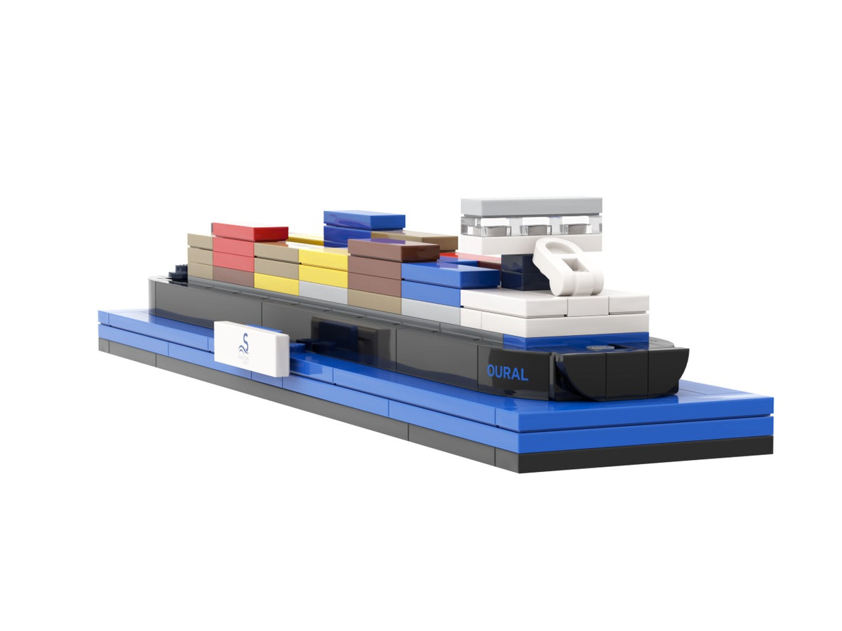 Oural, view of the custom brick model