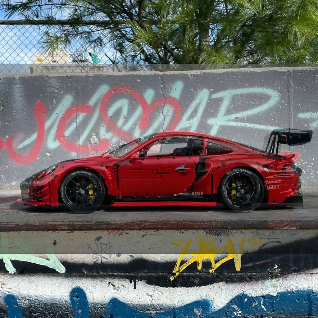 Porsche 911 (992) GT3 R - BuildaMOC