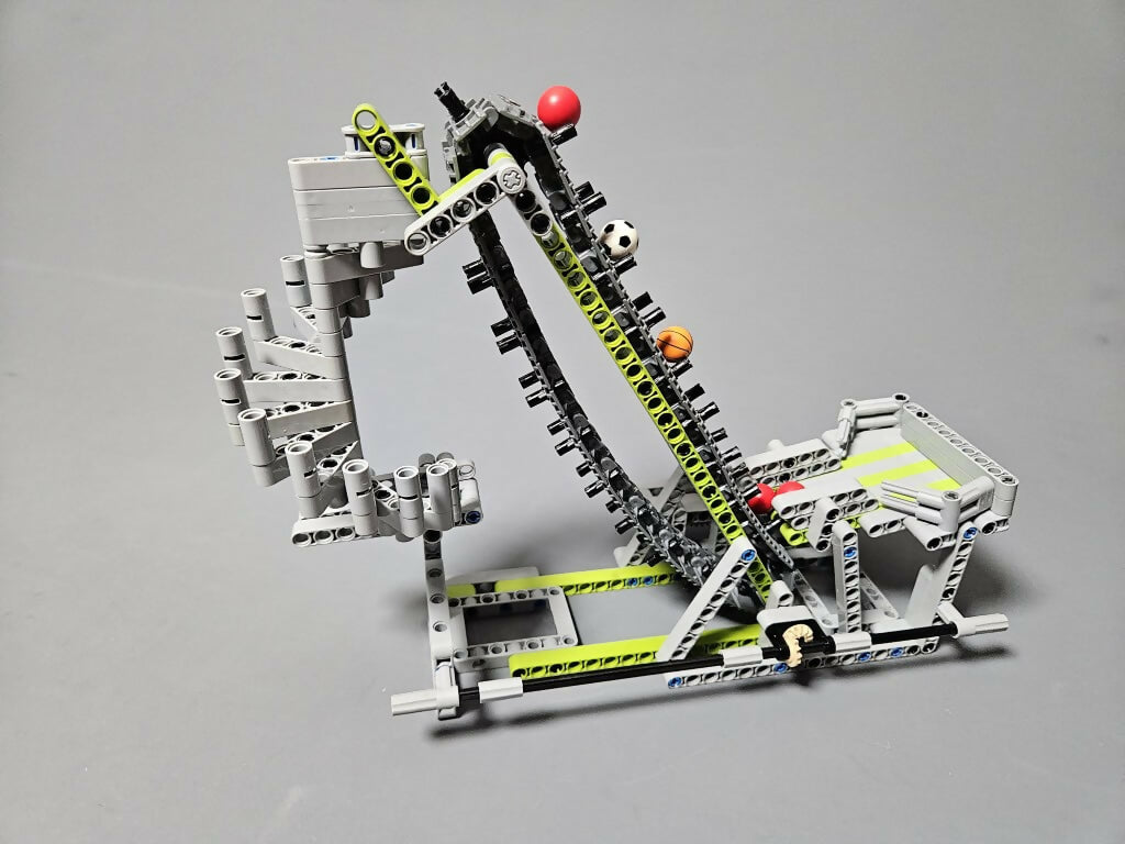 LEGO-GBC4ALL-08-Up-And-Slide-GreatBallContraption (1)