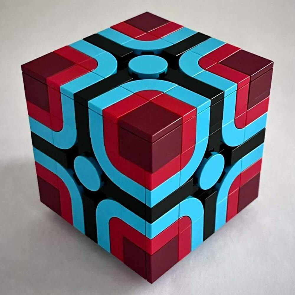 Signature Cube, by Zachary Steinman