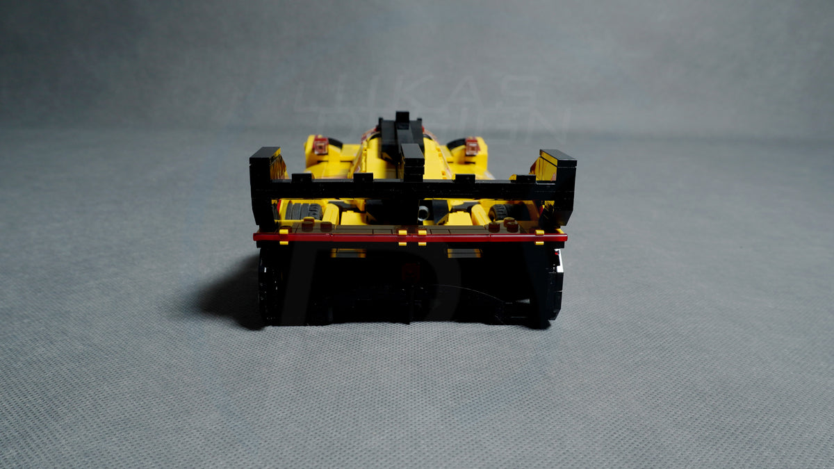 Ferrari Hypercar 499P AF Corse n.º 83 a escala 1:15 (ganador Le Mans 2025)