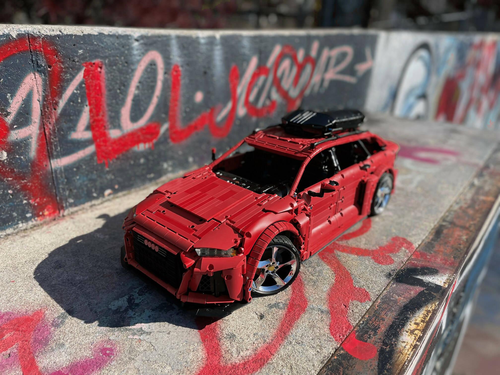 1:8 Audi Avant RS6 - BuildaMOC