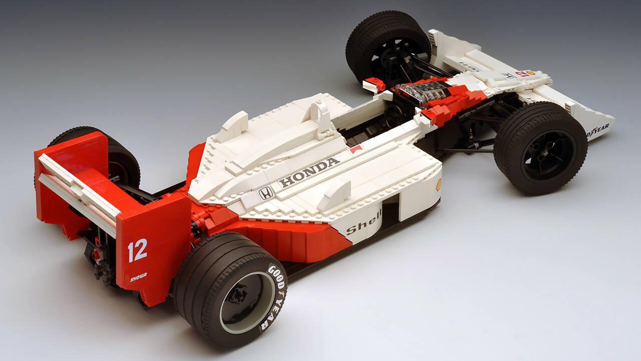 McLaren MP4/4 - scale 1:8 - BuildaMOC