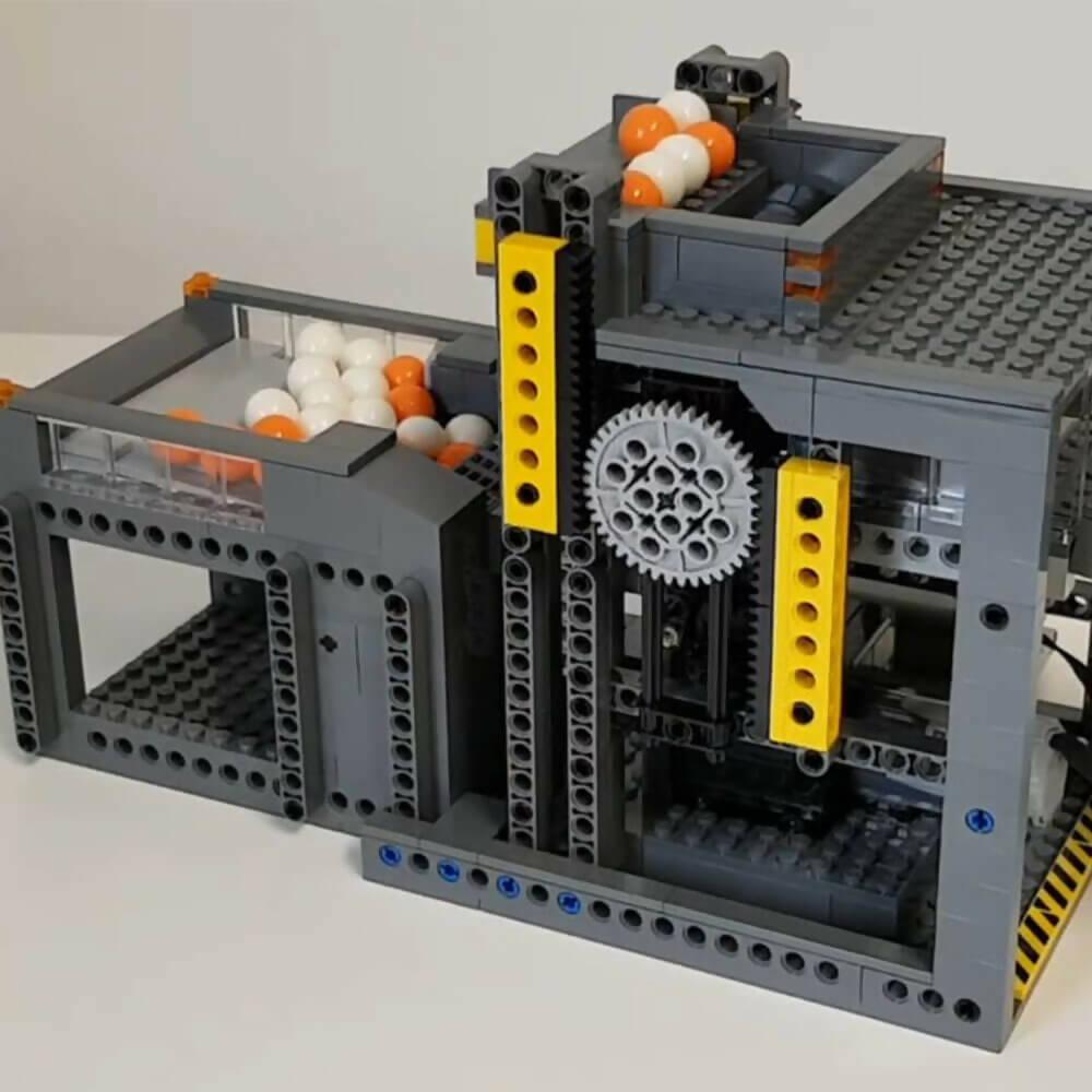 LEGO GBC - Gear Rack Elevator, by mickthebricker - BuildaMOC