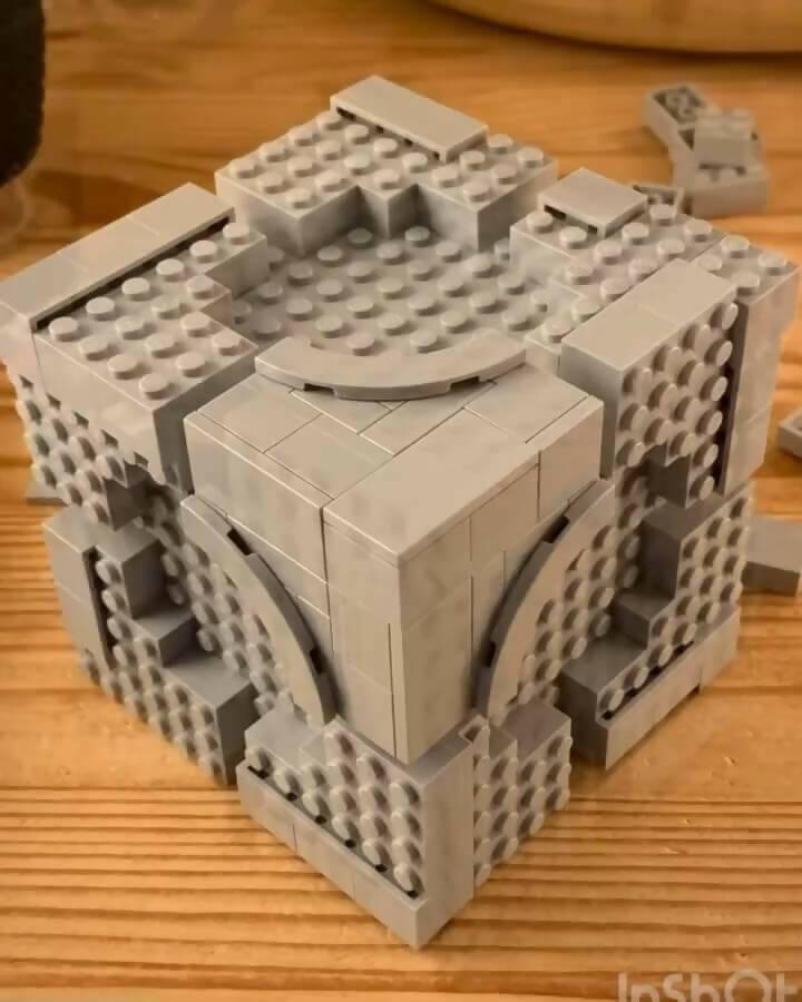 6x6 Dish Cube, von Zachary Steinman  - BuildaMOC