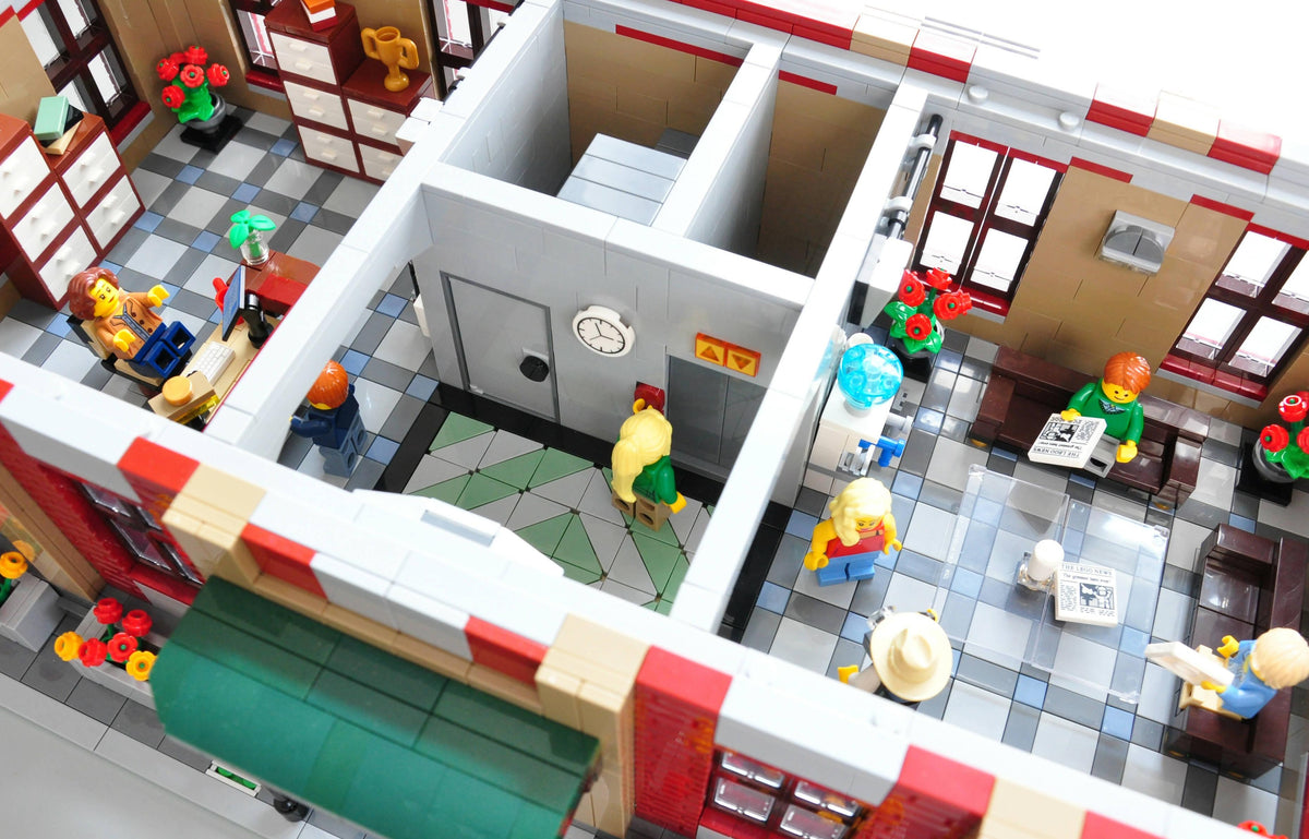 Modularer Wolkenkratzer „The Daily Stud“ - BuildaMOC