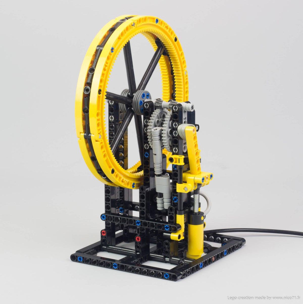 Vertikaler pneumatischer Motor - BuildaMOC