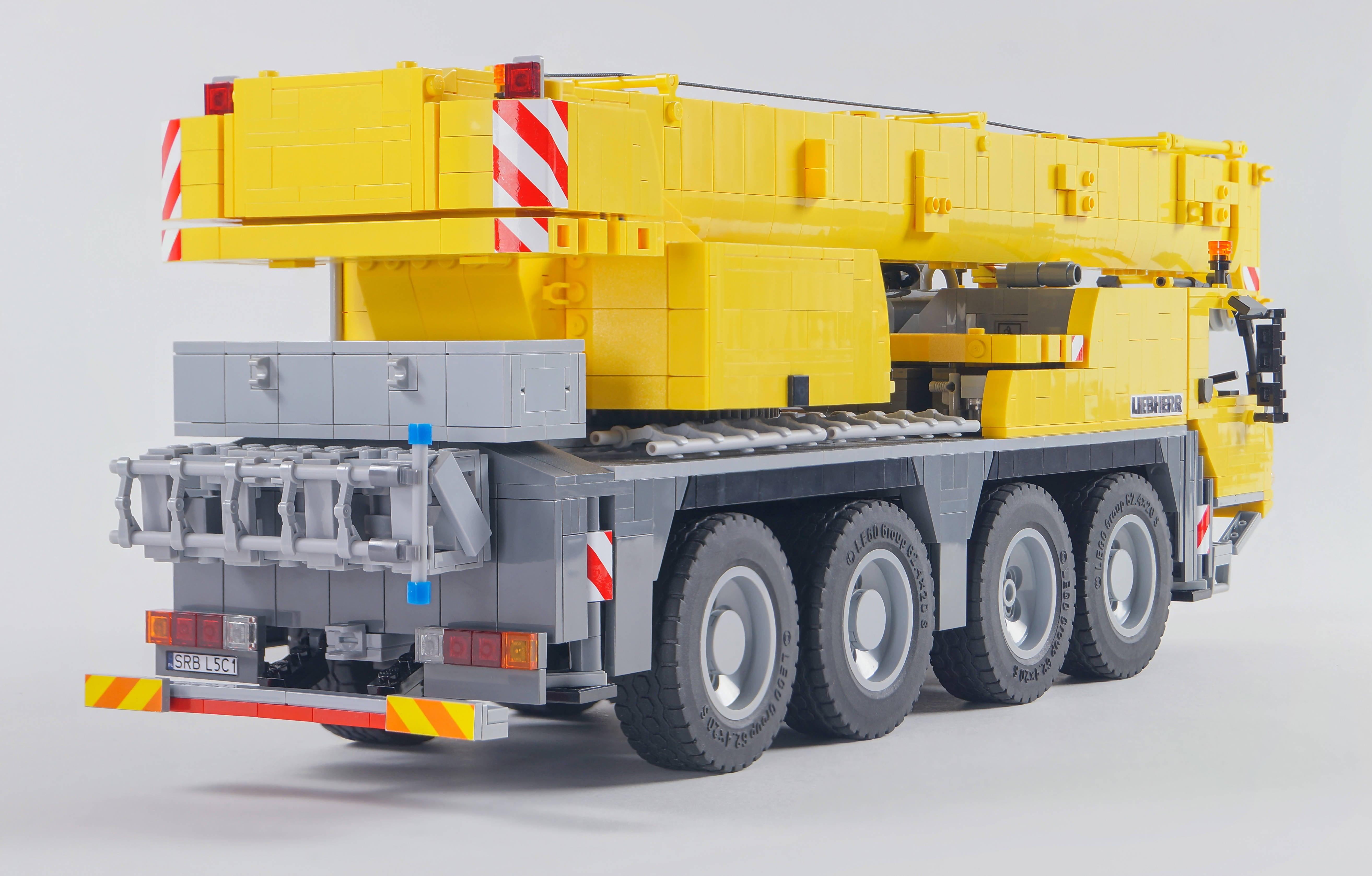LIEBHERR LTM 1070-4.1 Autokran | Modelothek | Models