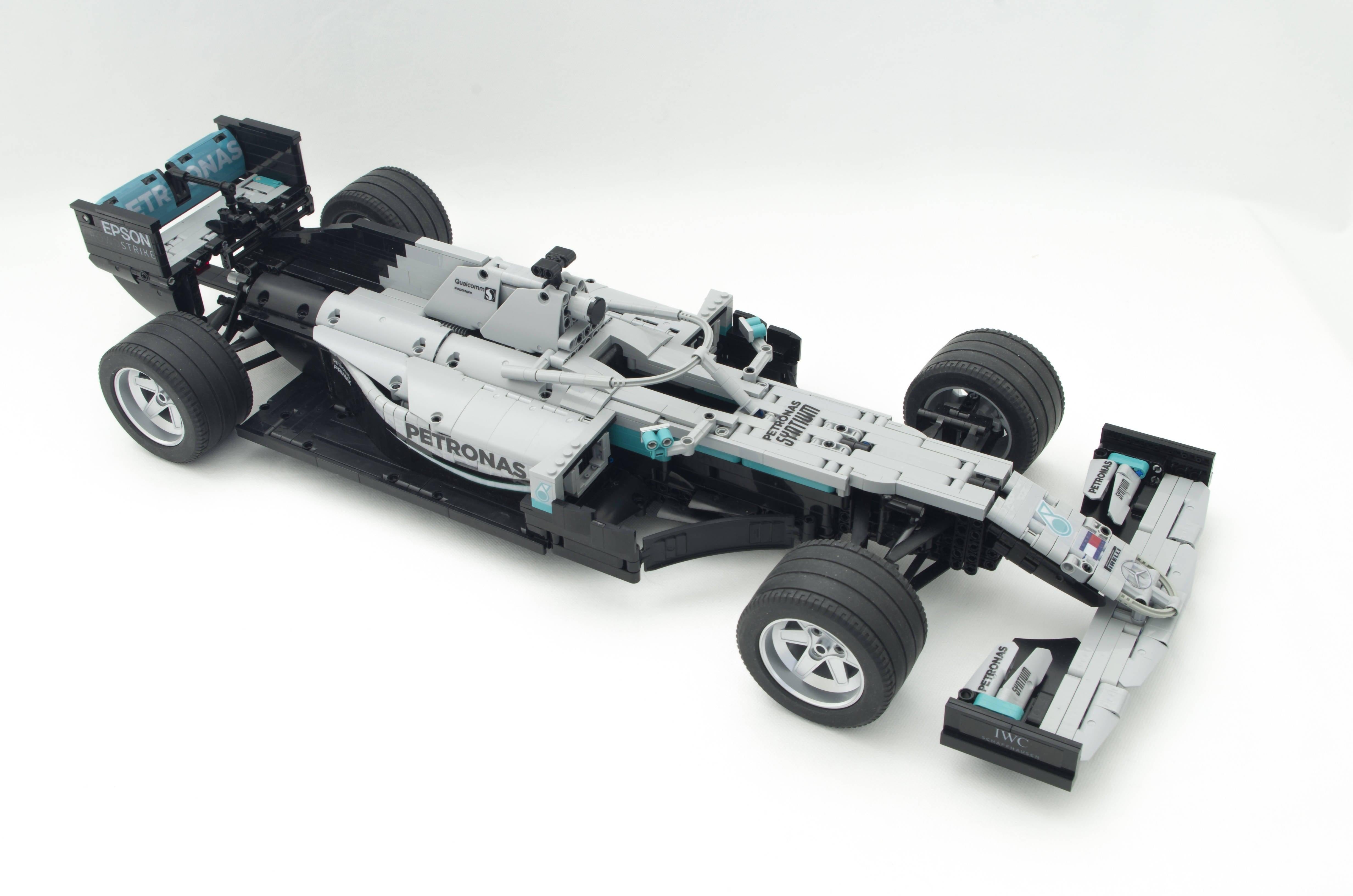 Mercedes Formula W10 - BuildaMOC