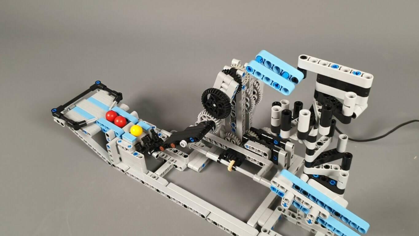 Robot Arm - LEGO GBC4ALL series - #04 - BuildaMOC