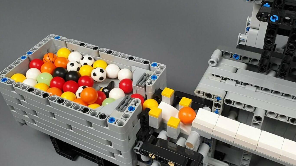 GBC - Máquina para hacer rodar bolas n.º 6, de Rimo Yaona  - BuildaMOC