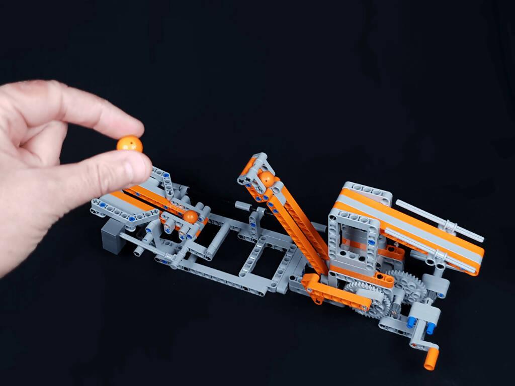 Lift Arm - LEGO GBC4ALL series - #03 - BuildaMOC