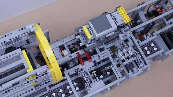 LEGO GBC - Rotary Car Dumper, by Takanori Hashimoto