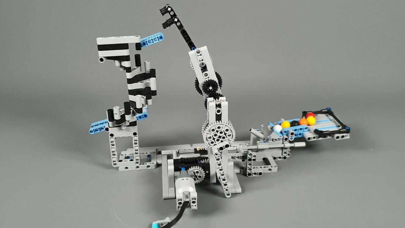 Robot Arm - LEGO GBC4ALL series - #04 - BuildaMOC