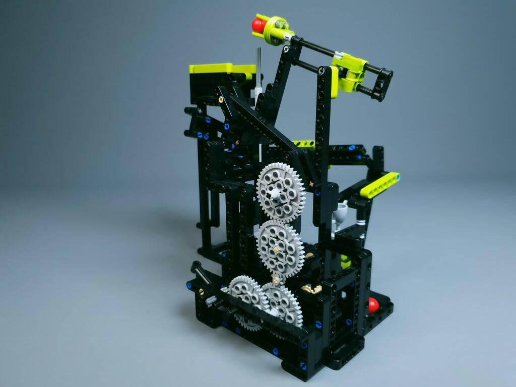 Pick and Slide - LEGO GBC Power Loop series - #03 - BuildaMOC