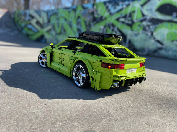 1:8 Audi Avant RS6