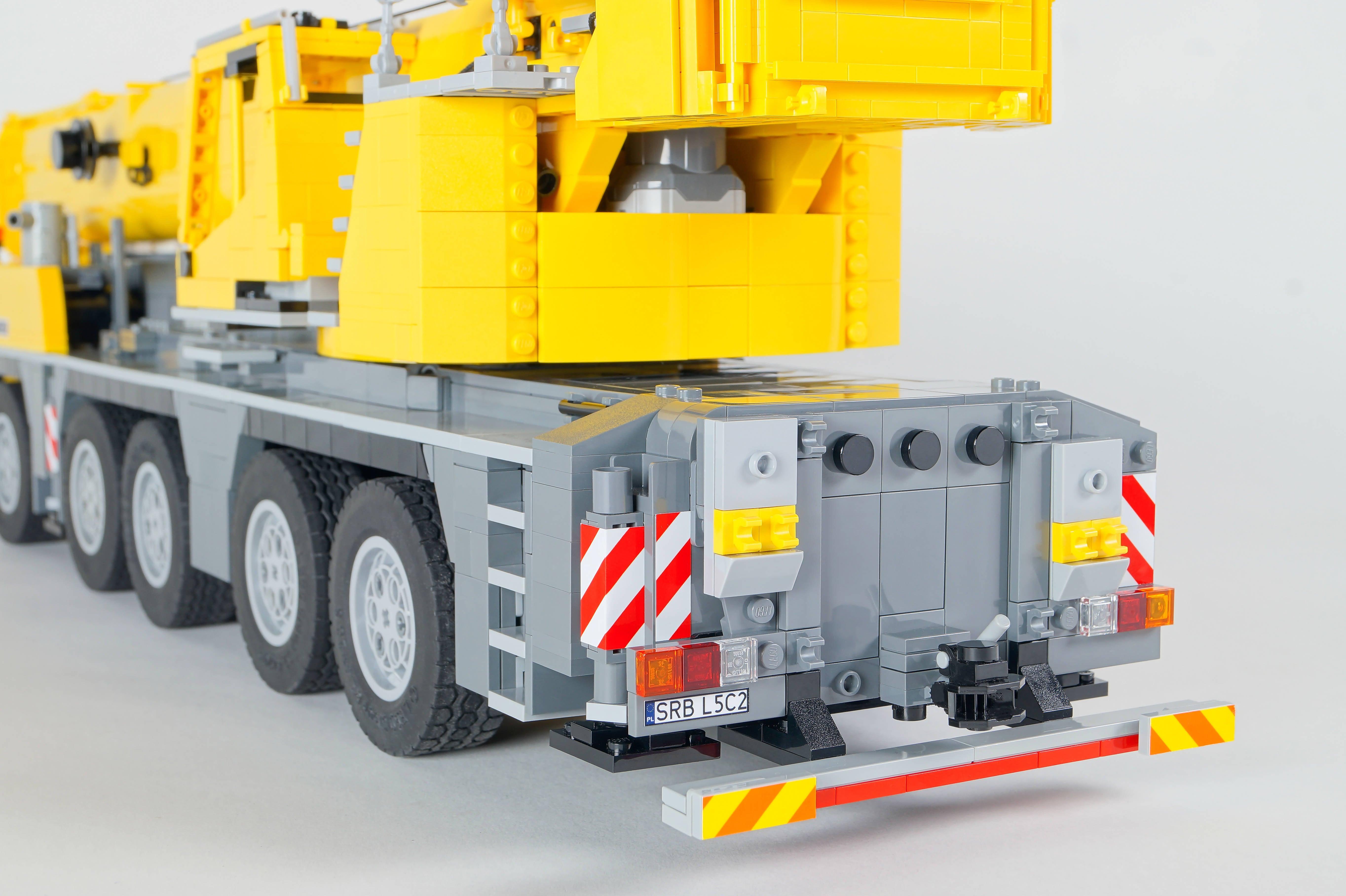 Crane LTM 1250-5.1 - BuildaMOC