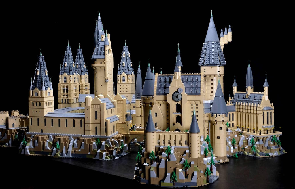 LEGO Harry Potter 71043 Hogwarts Castle, 2nd-largest LEGO set ever