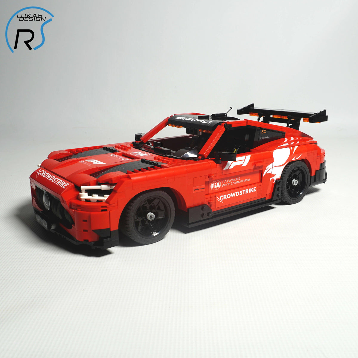 Mercedes-AMG GT Black Series F1 Safety Car Maßstab 1:12 - BuildaMOC