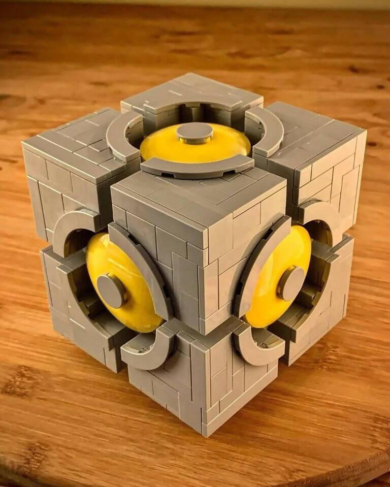 6x6 Dish Cube, by Zachary Steinman - BuildaMOC