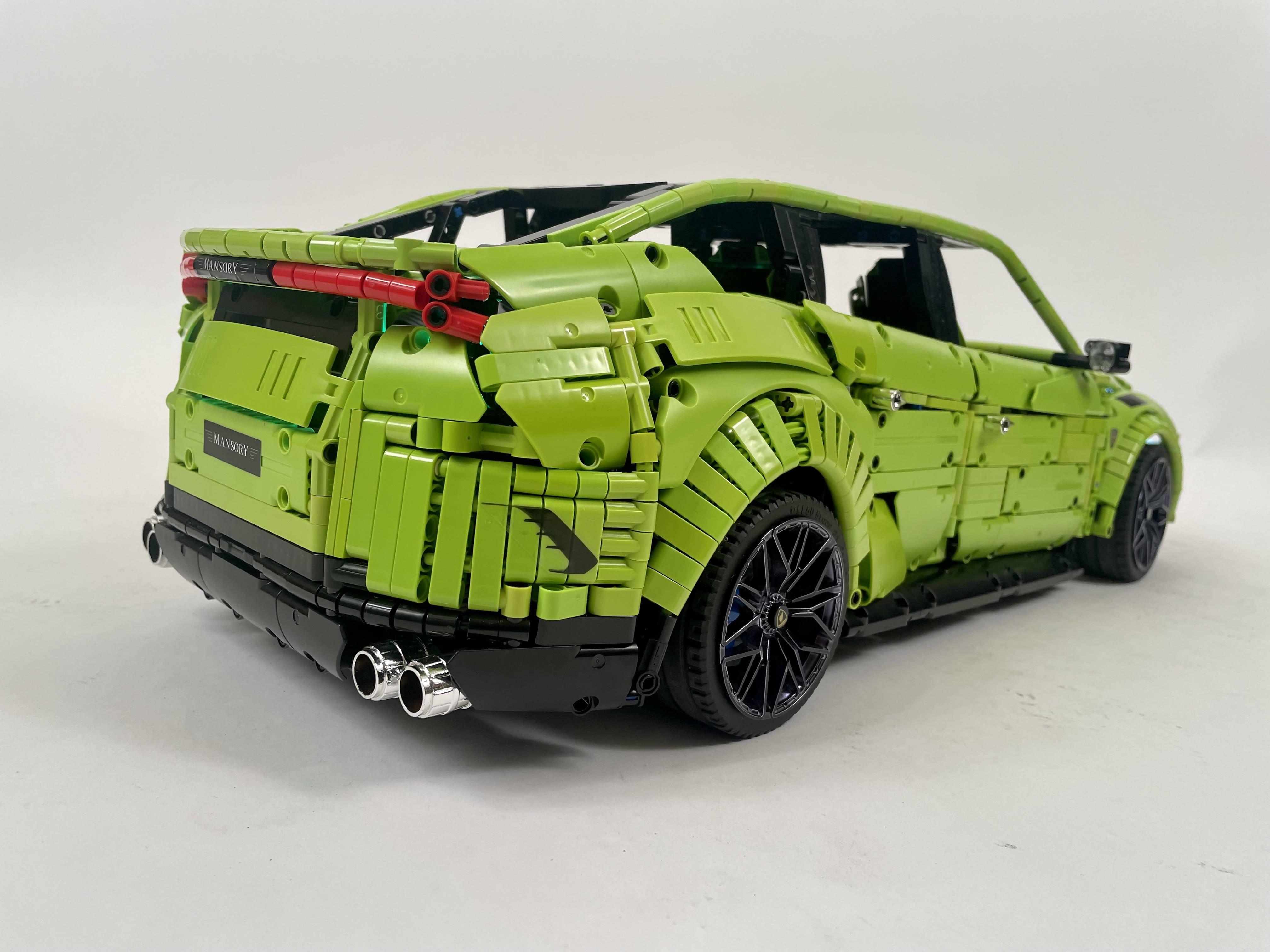 Lamborghini Urus - BuildaMOC