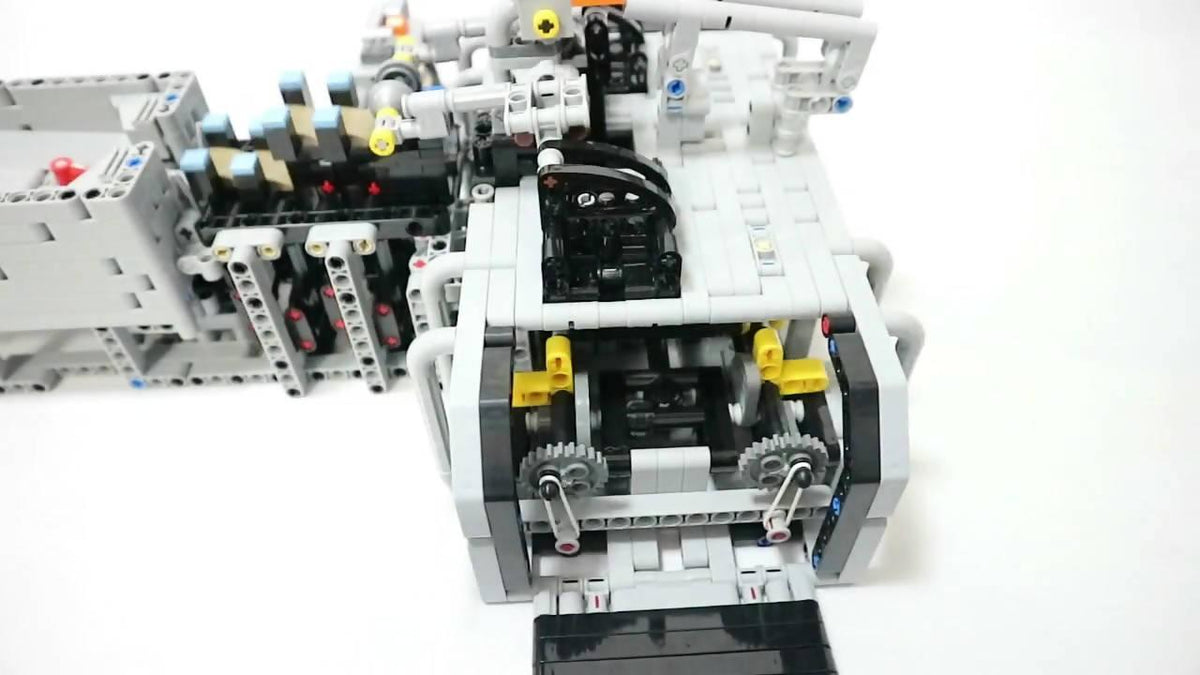 GBC - Máquina para hacer rodar bolas n.º 17, de Rimo Yaona  - BuildaMOC