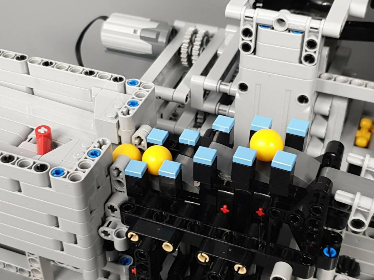 GBC – Ballrollmaschine 18, von Rimo Yaona  - BuildaMOC