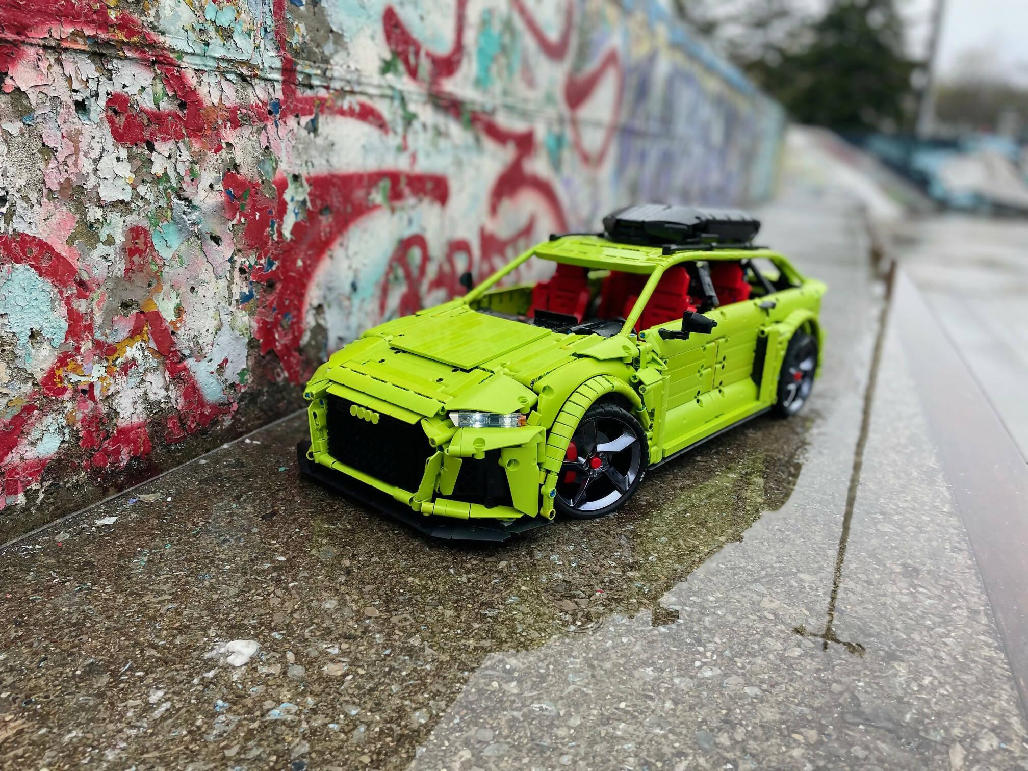 1:8 Audi Avant RS6 - BuildaMOC