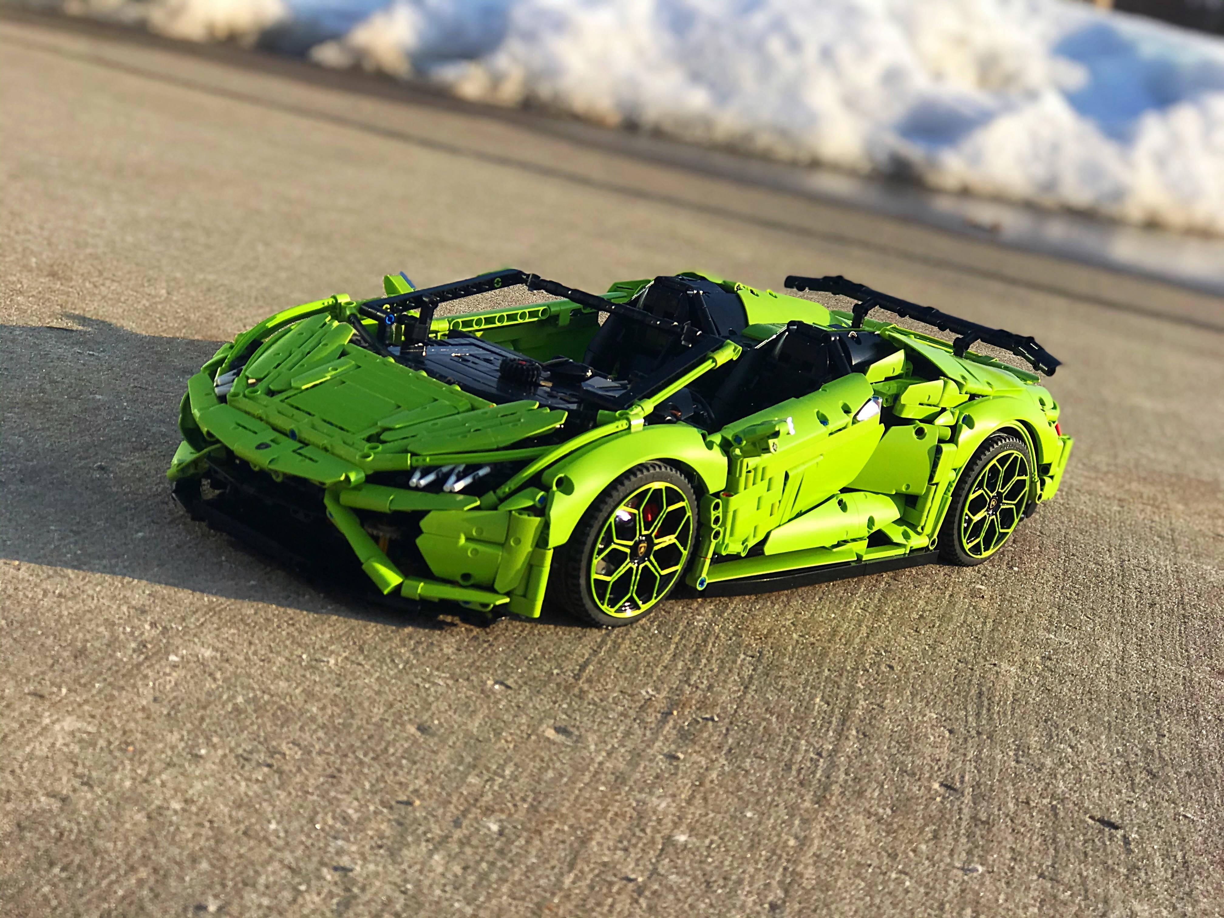 V10 Supercar Spyder - Additional parts pack from 42115 Sián