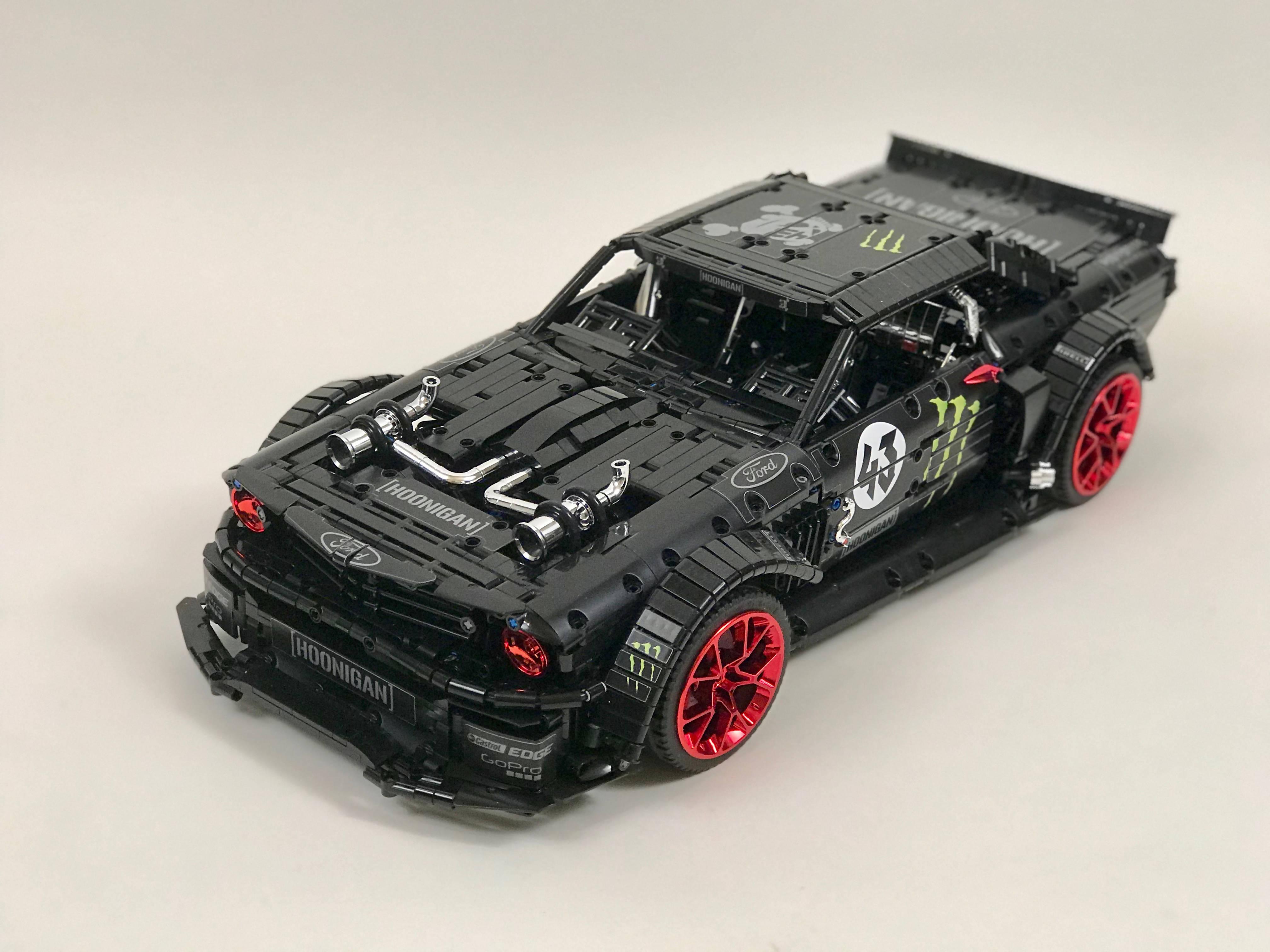 Ford Mustang Hoonicorn - BuildaMOC