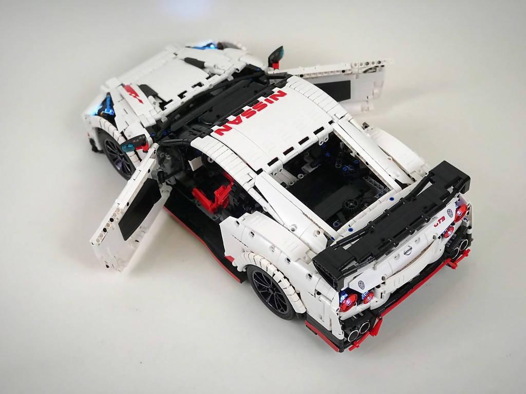 Nissan GT-R - BuildaMOC