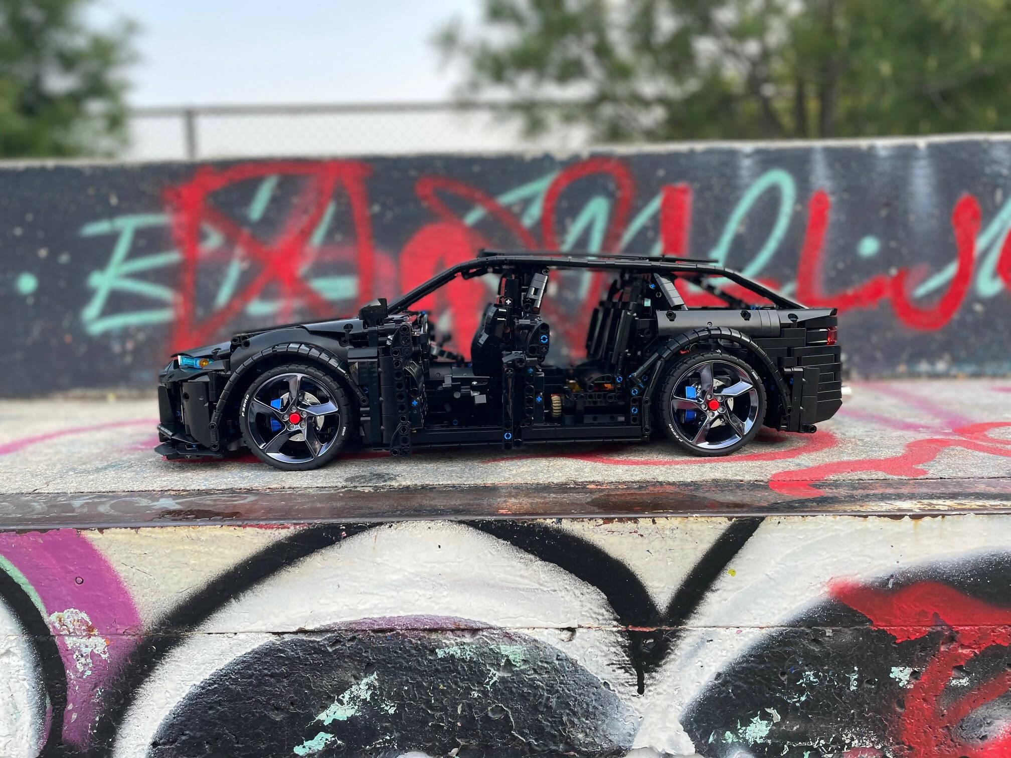 1:8 Audi Avant RS6 - BuildaMOC